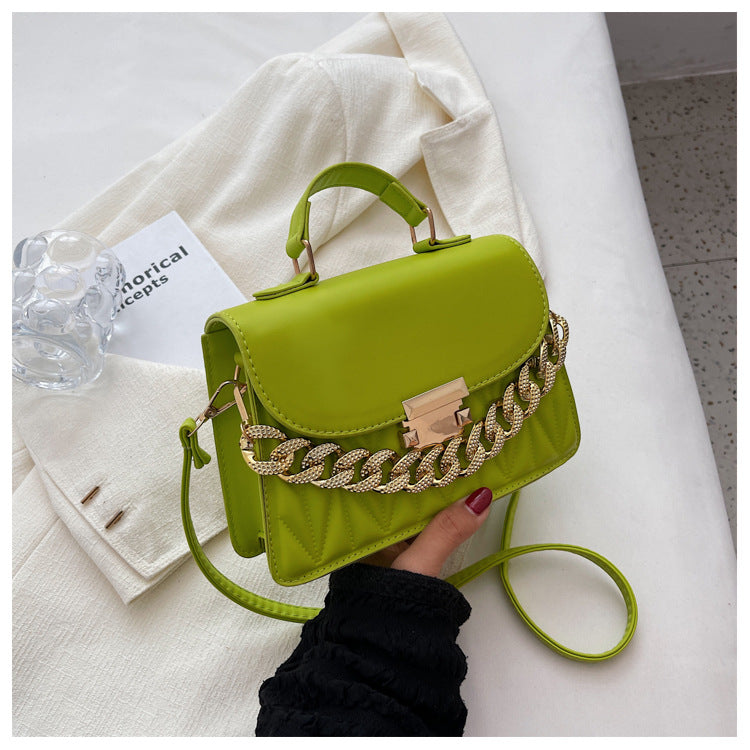 Chain Portable Shoulder Western Style Girly And Fashion Crossbody Bag