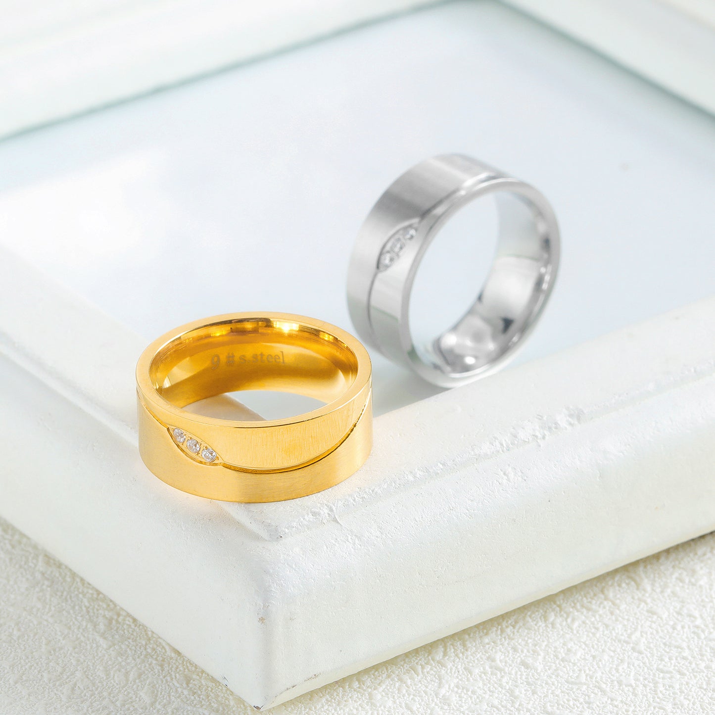 Simple Diamond-studded Titanium Steel Men's Ring